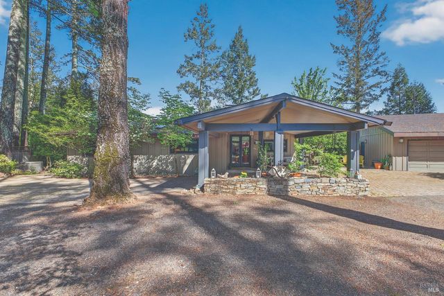 1017 Westside Rd, Healdsburg, CA 95448