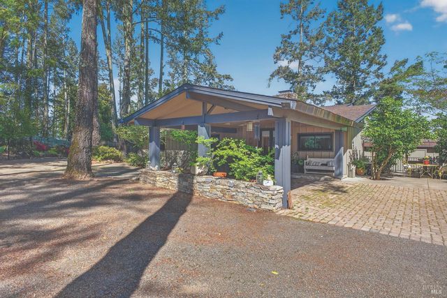 1017 Westside Rd, Healdsburg, CA 95448