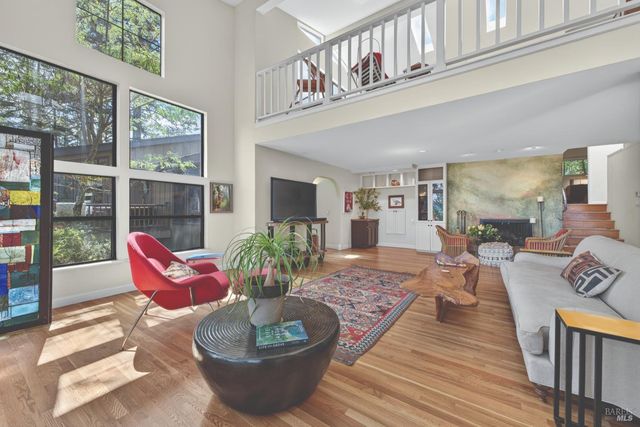 1017 Westside Rd, Healdsburg, CA 95448