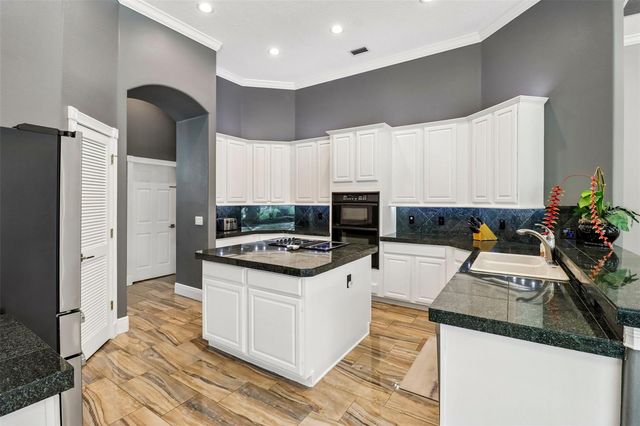 5729 OAK LAKE TRAIL, Oviedo, FL 32765