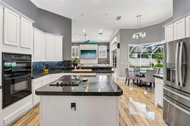5729 OAK LAKE TRAIL, Oviedo, FL 32765