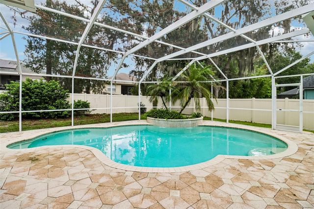 5729 OAK LAKE TRAIL, Oviedo, FL 32765