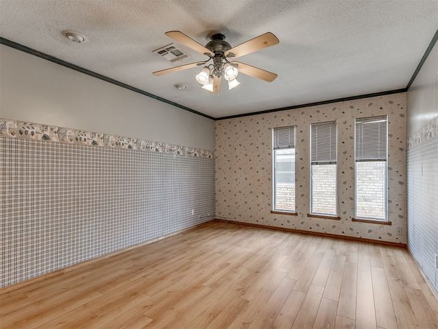 6201 N Allison Drive, Oklahoma City, OK 73112