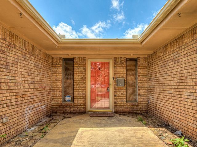 6201 N Allison Drive, Oklahoma City, OK 73112