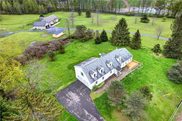 340 Chesbro Road, Schroeppel, NY 13132
