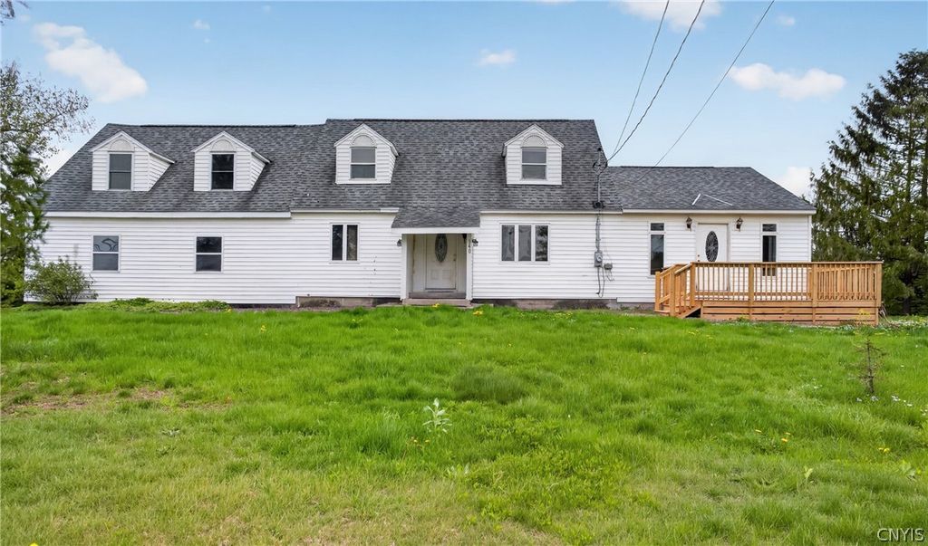 340 Chesbro Road, Schroeppel, NY 13132