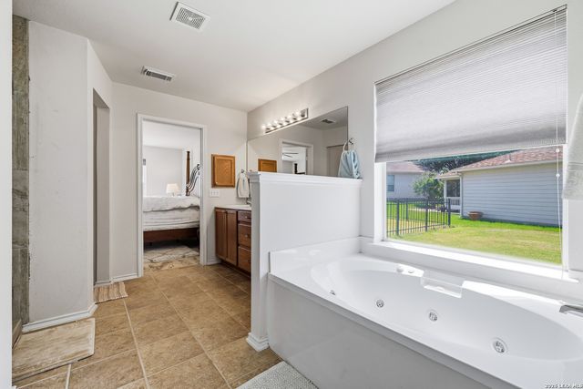 5705 WHISTLING STRAITS, Schertz, TX 78108