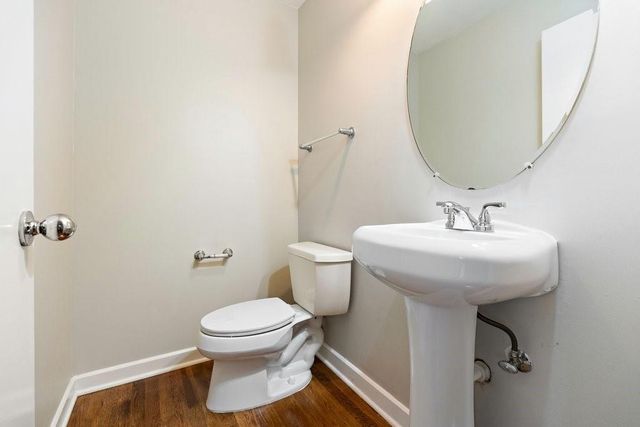 401 10th Street NW D215, Atlanta, GA 30318