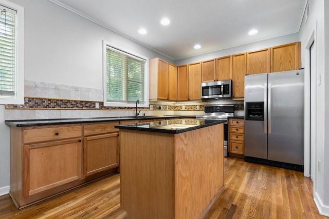 401 10th Street NW D215, Atlanta, GA 30318