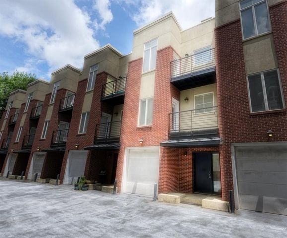 401 10th Street NW D215, Atlanta, GA 30318