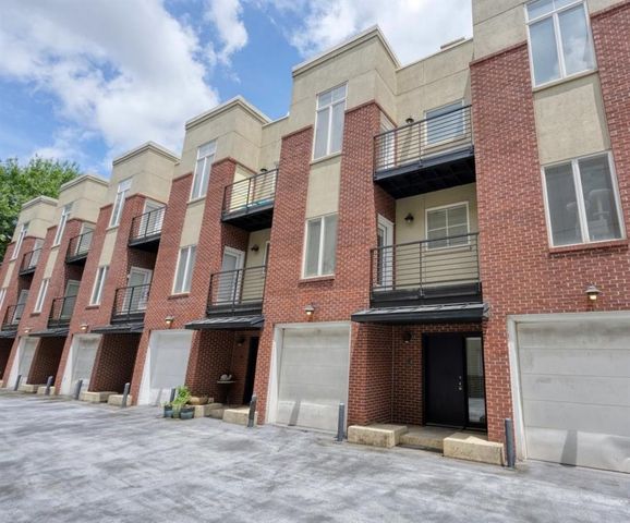 401 10th Street NW D215, Atlanta, GA 30318