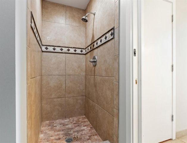 401 10th Street NW D215, Atlanta, GA 30318