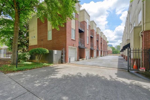 401 10th Street NW D215, Atlanta, GA 30318