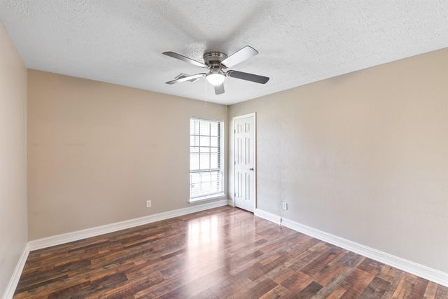 4302 Marchant Road, Houston, TX 77047