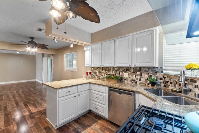 4302 Marchant Road, Houston, TX 77047