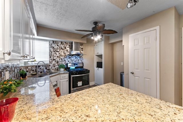 4302 Marchant Road, Houston, TX 77047