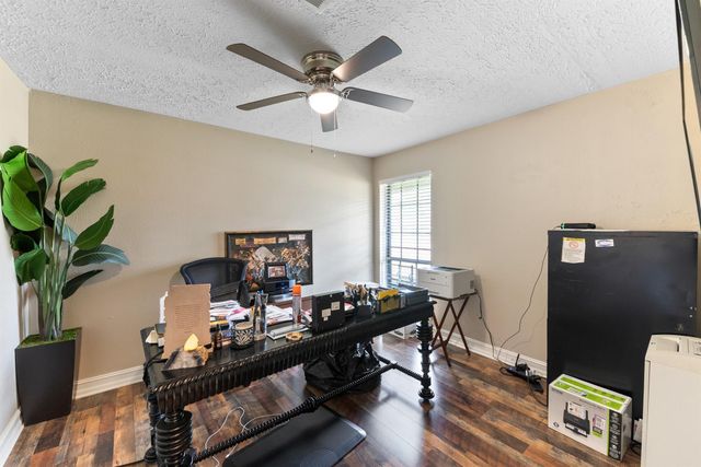 4302 Marchant Road, Houston, TX 77047