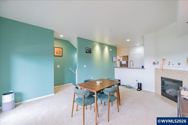 5967 Blue River Dr SE, Salem, OR 97306