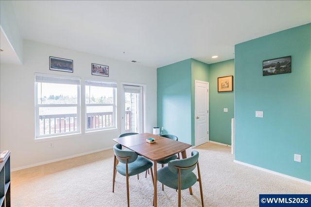 5967 Blue River Dr SE, Salem, OR 97306