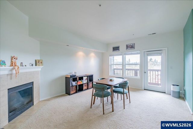 5967 Blue River Dr SE, Salem, OR 97306