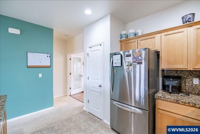 5967 Blue River Dr SE, Salem, OR 97306