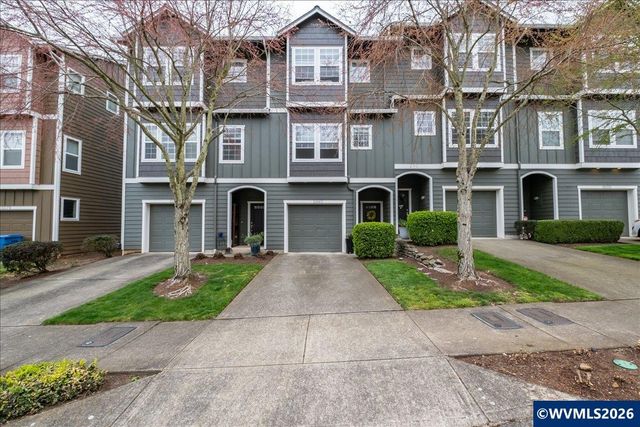 5967 Blue River Dr SE, Salem, OR 97306