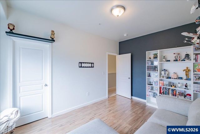 5967 Blue River Dr SE, Salem, OR 97306