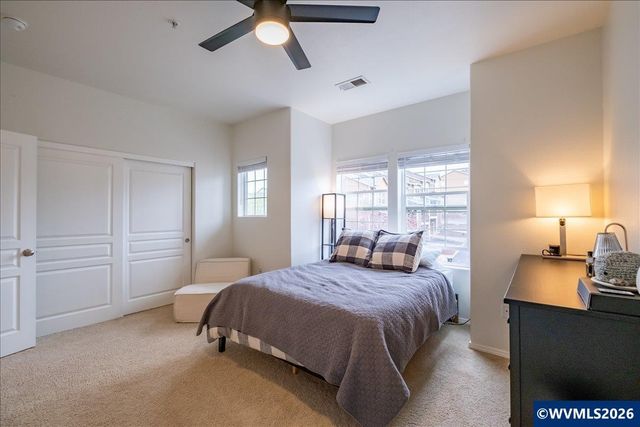 5967 Blue River Dr SE, Salem, OR 97306