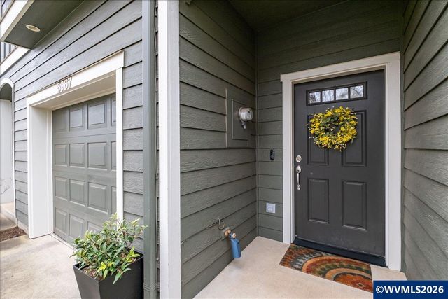 5967 Blue River Dr SE, Salem, OR 97306