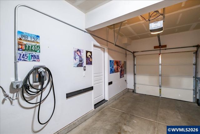 5967 Blue River Dr SE, Salem, OR 97306