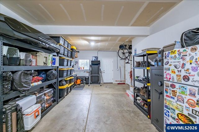 5967 Blue River Dr SE, Salem, OR 97306