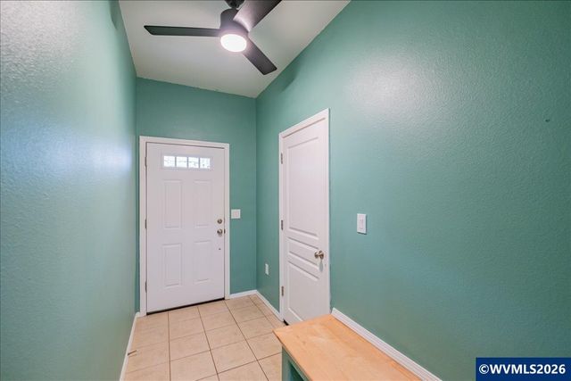 5967 Blue River Dr SE, Salem, OR 97306