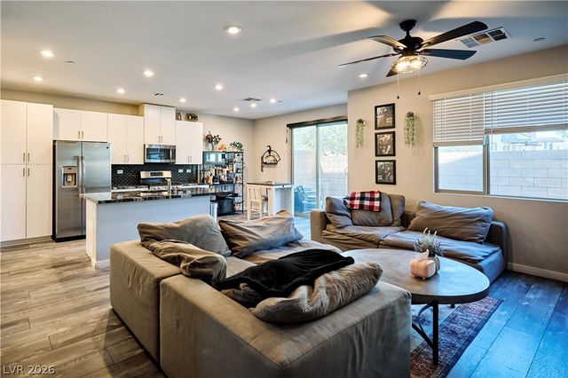 6138 May River Street, Las Vegas, NV 89148