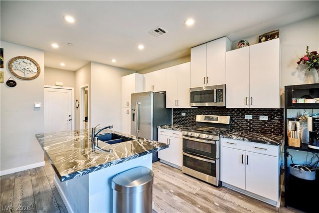 6138 May River Street, Las Vegas, NV 89148