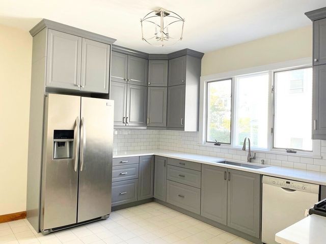 150 Spruce St. 1, Watertown, MA 02472