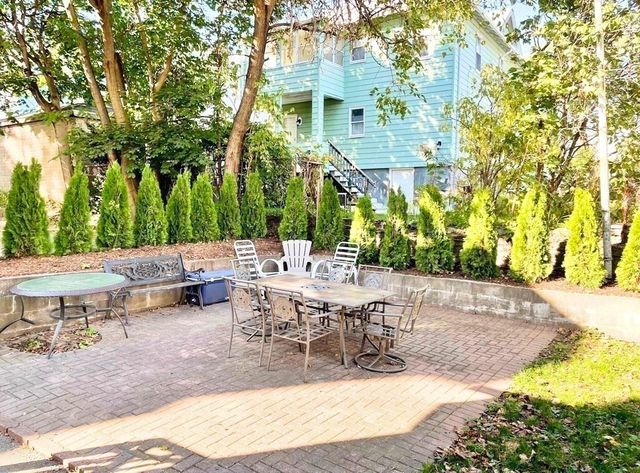 150 Spruce St. 1, Watertown, MA 02472