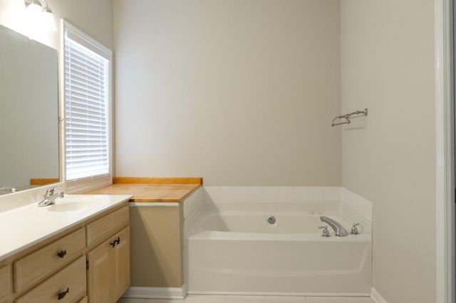 150 Lagoon Lair, Aiken, SC 29803