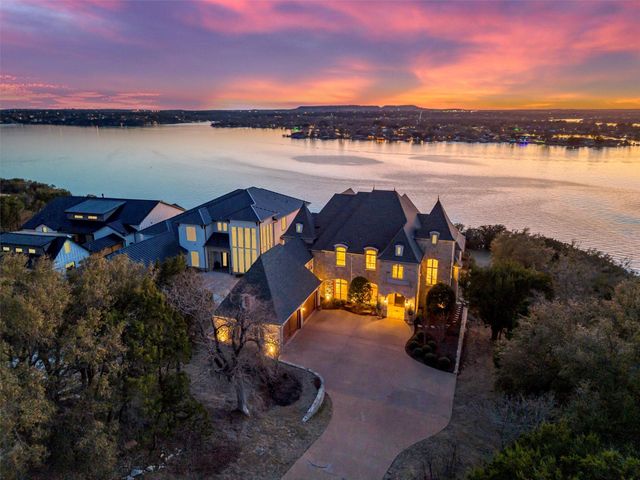 3112 Grand Point Court, Granbury, TX 76049