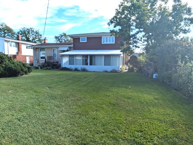 168 S Fairlane Avenue, Elmhurst, IL 60126