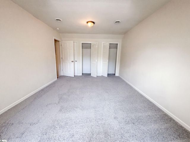 59 Hidden Springs Road, Spartanburg, SC 29302