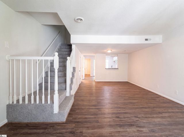 59 Hidden Springs Road, Spartanburg, SC 29302