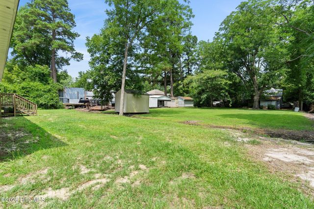 502 W Fremont Street, Burgaw, NC 28425