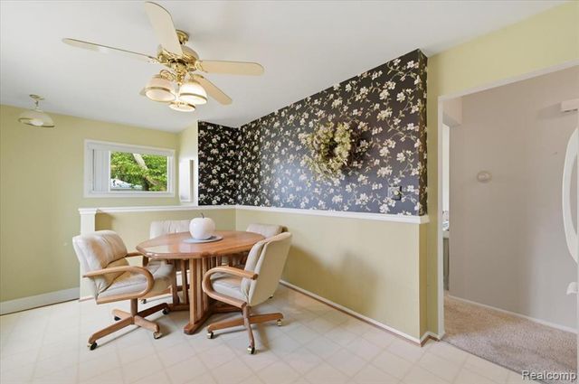5918 N Lafayette Street, Dearborn Heights, MI 48127