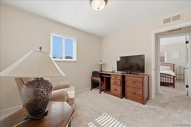 5918 N Lafayette Street, Dearborn Heights, MI 48127
