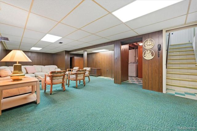 5918 N Lafayette Street, Dearborn Heights, MI 48127