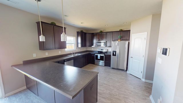 9122 Hemingway Drive, Indianapolis, IN 46239