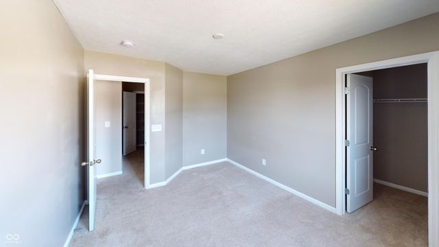 9122 Hemingway Drive, Indianapolis, IN 46239