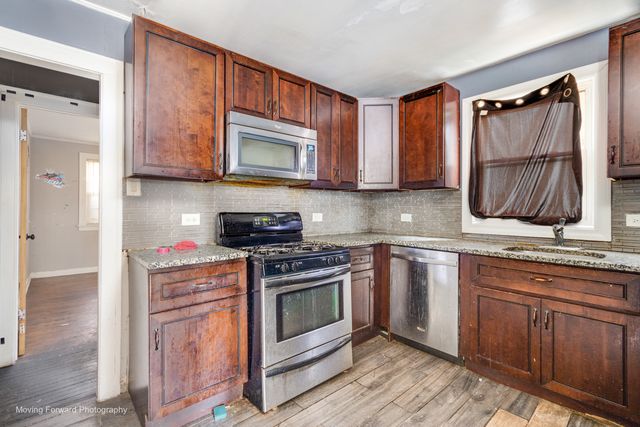 201 E 143rd Street, Dolton, IL 60419