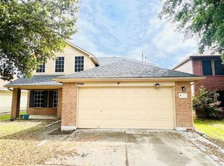 8006 Echinacea Drive, Baytown, TX 77521