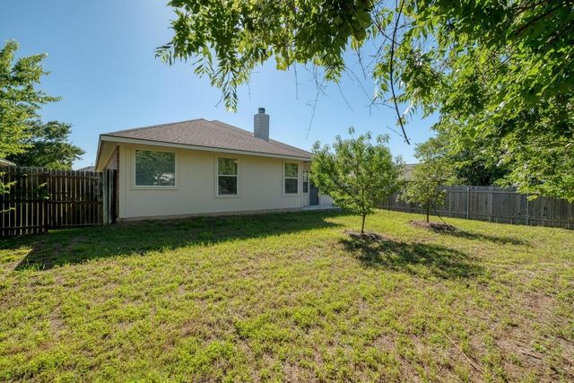 1303 Ridgewood DR, Leander, TX 78641